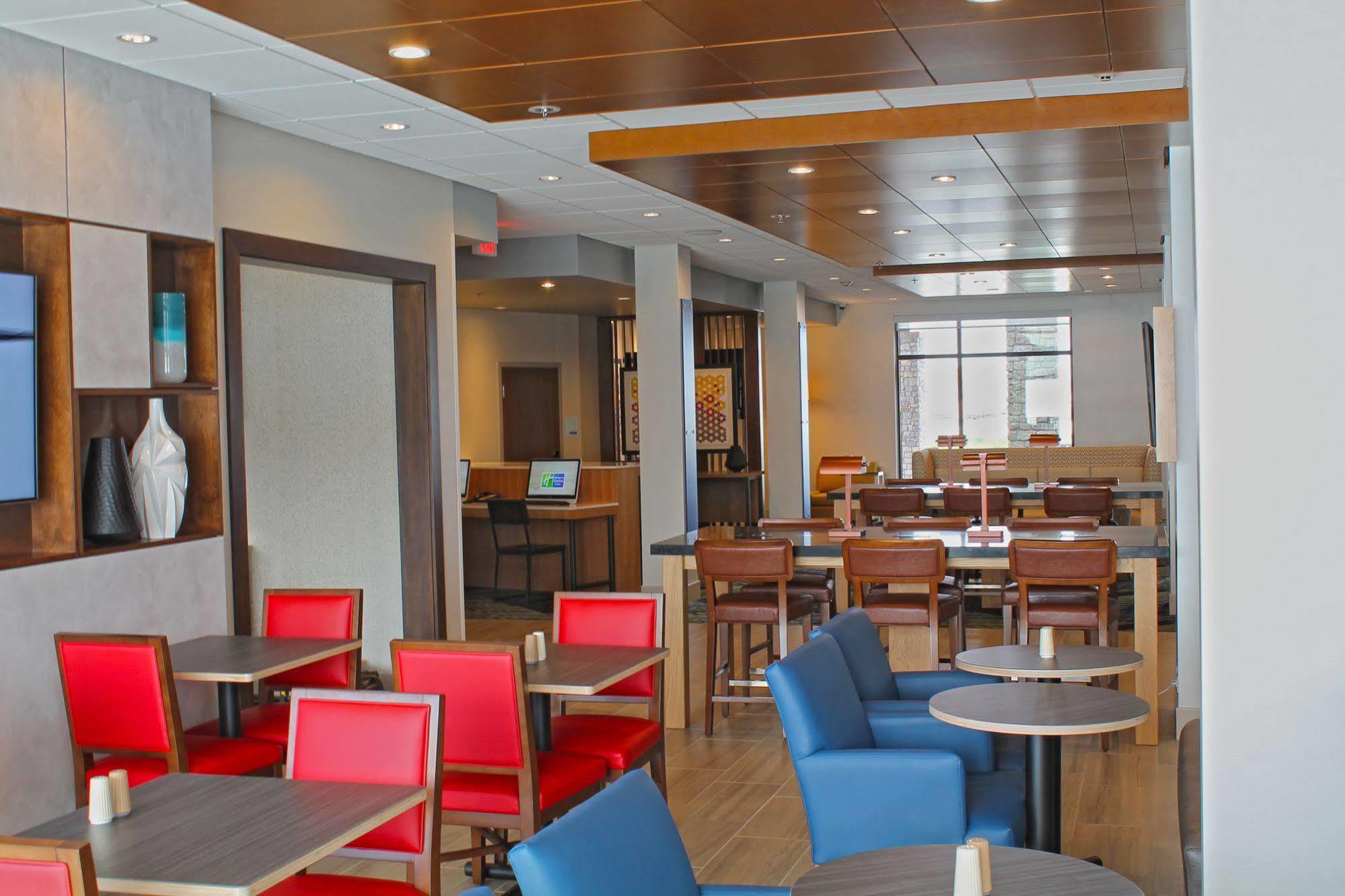 Holiday Inn Express & Suites - St. Louis South - I-55 By Ihg Mehlville Εξωτερικό φωτογραφία